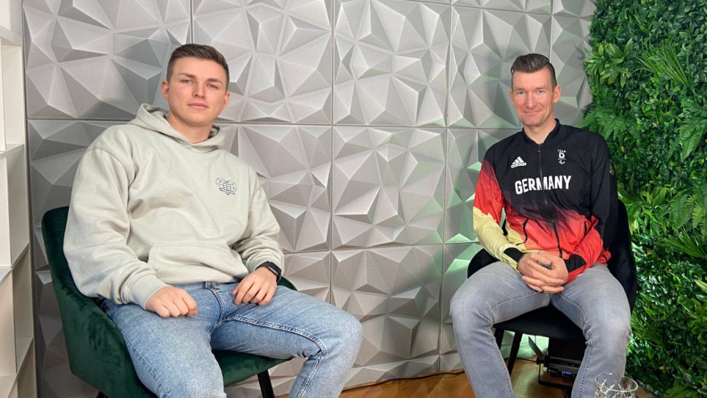 Alban Imeri und Matthias Schindler bei der Aufnahme einer neuen Episode des Podcasts "STORYWELT" (ehemals RUN Podcast)